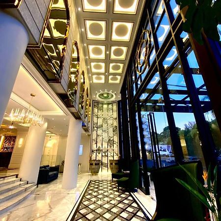 Grand Eska Hotel & Suites Batam Nagoya Eksteriør billede