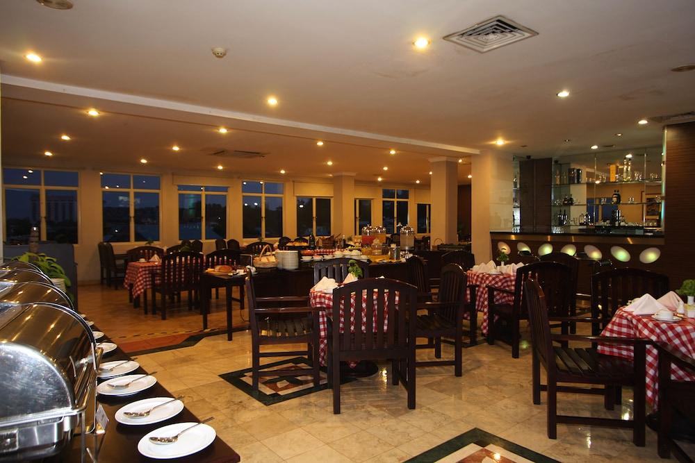 Grand Eska Hotel & Suites Batam Nagoya Eksteriør billede