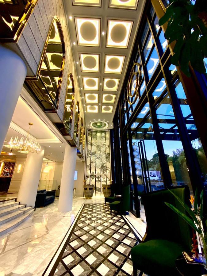 Grand Eska Hotel & Suites Batam Nagoya Eksteriør billede